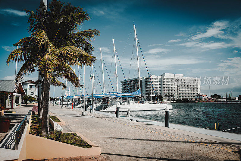 Port View和游艇在新码头，维拉德罗，古巴